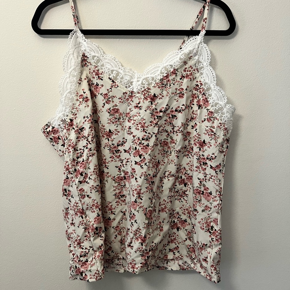 SHEIN White and pink floral Lace Fitted Camisole